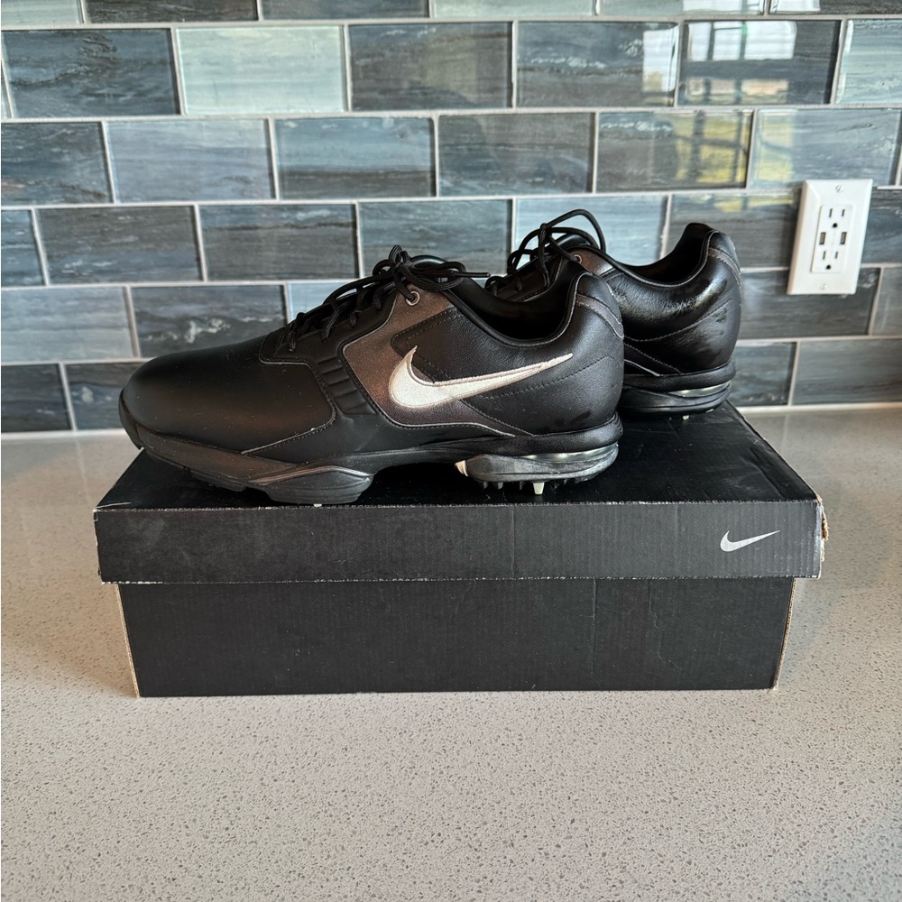 Nike Air Academy Golf Shoes